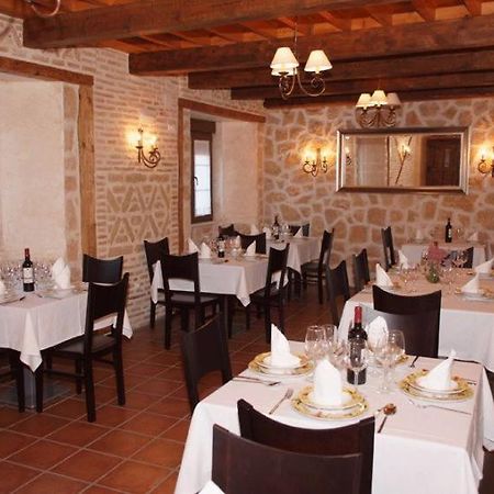La Casona De Dona Petra 호텔 Villarmentero de Campos 외부 사진