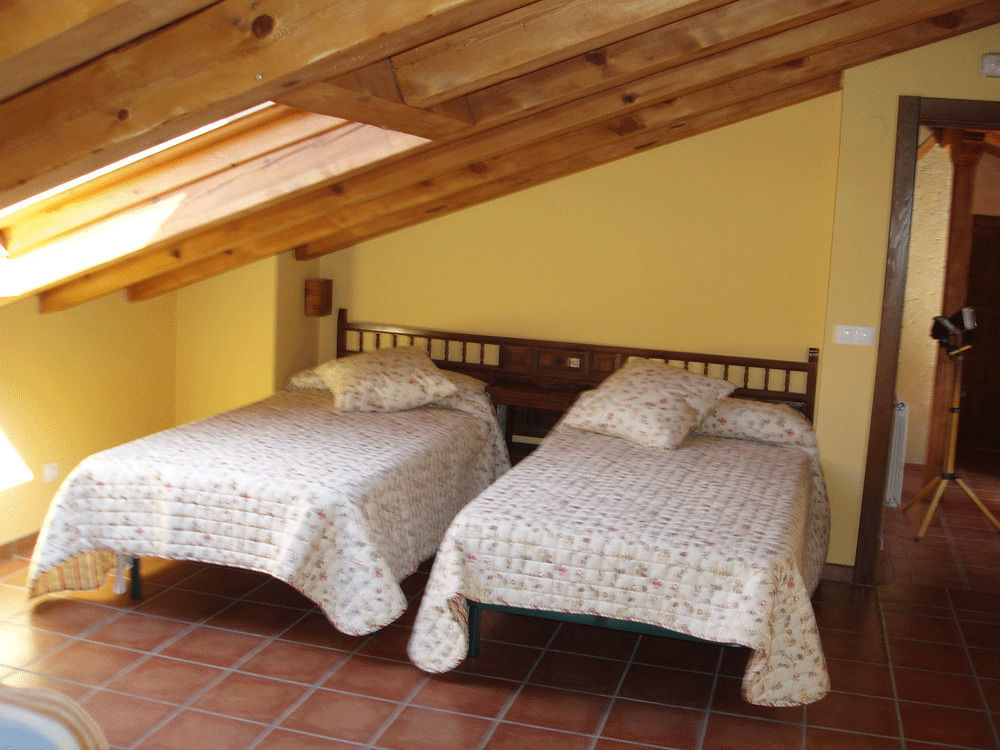 La Casona De Dona Petra 호텔 Villarmentero de Campos 외부 사진