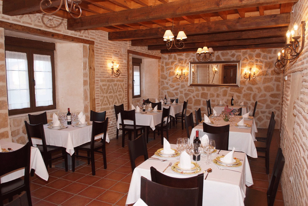 La Casona De Dona Petra 호텔 Villarmentero de Campos 외부 사진